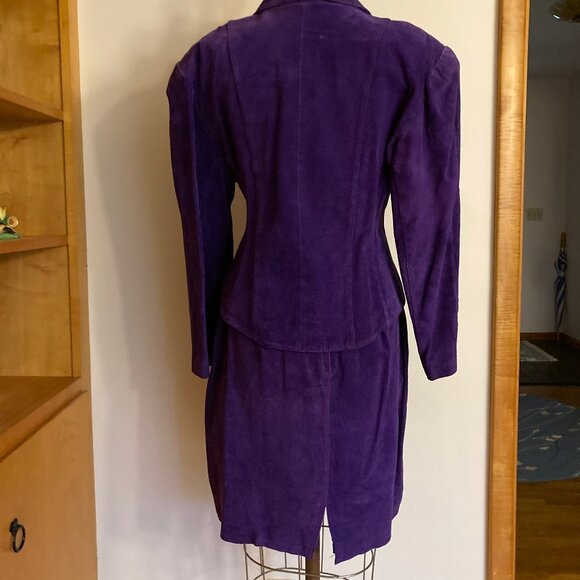 Tarazzia Internationale Double Breasted Blazer W/ Skirt - Picture 15 of 15